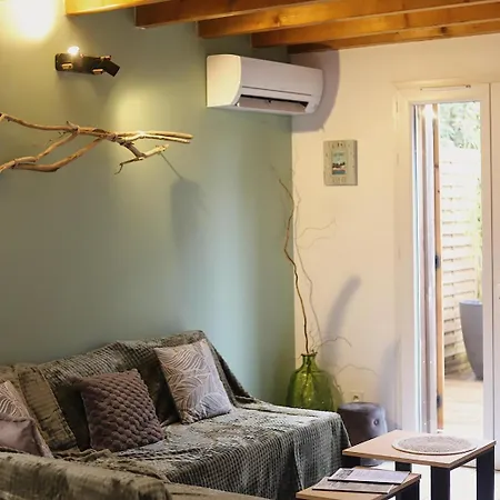 Maison Cleophee غوجان-ميستراس