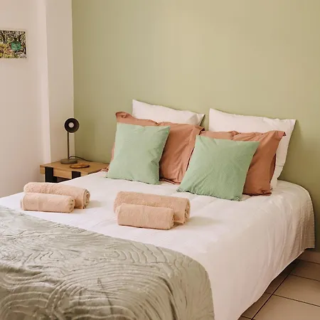 Maison Cleophee Apartment