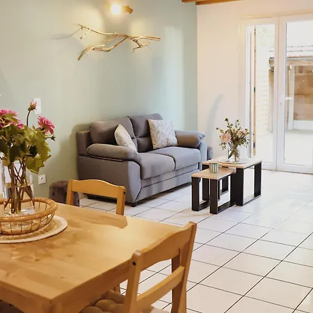 Maison Cleophee Apartment *